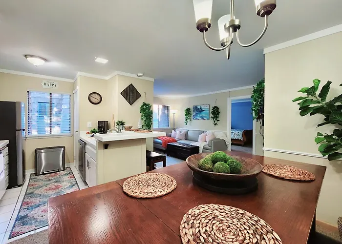 Tahoe Shoreline Retreat - Close To Ski Resorts & Hoa Amenities