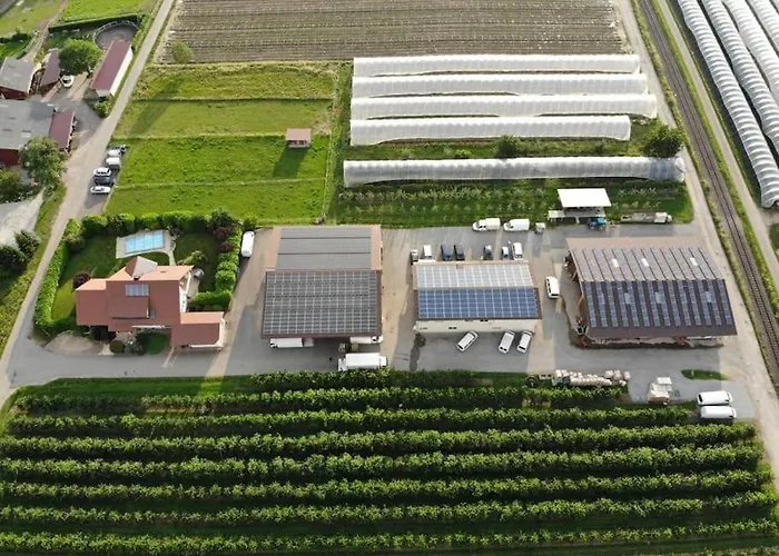 Ferien - Apartment Umgeben Von Obstplantagen