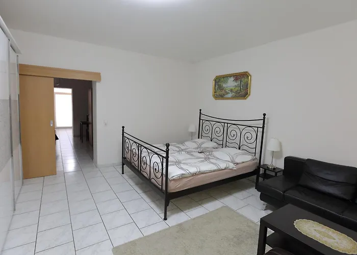 City Apartment 1