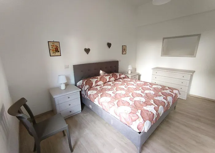 Bilocale Per 2 - Quadrilocale Per 6 - Appartamenti Sebastiani Centralissimi