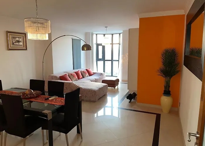 Luxury Apartment Near Beach & Golf