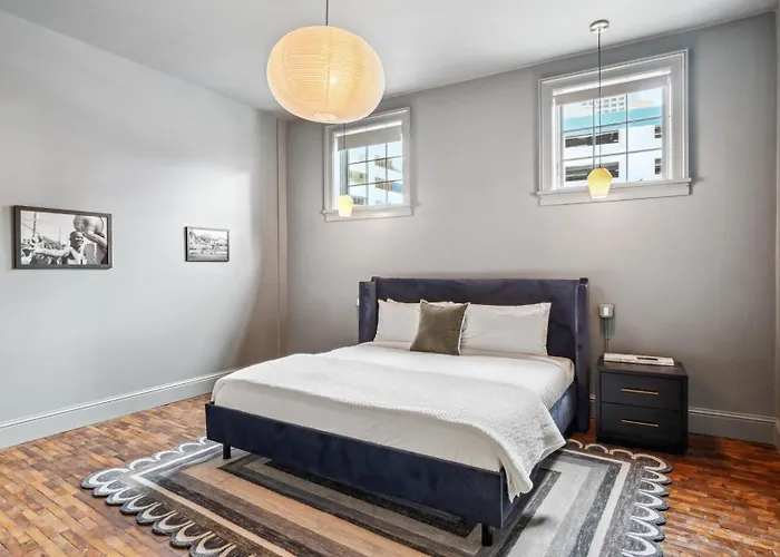 The Mary Beth Hotel & Gallery