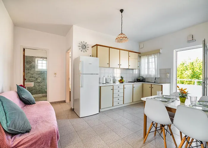 Nikolas Apartment