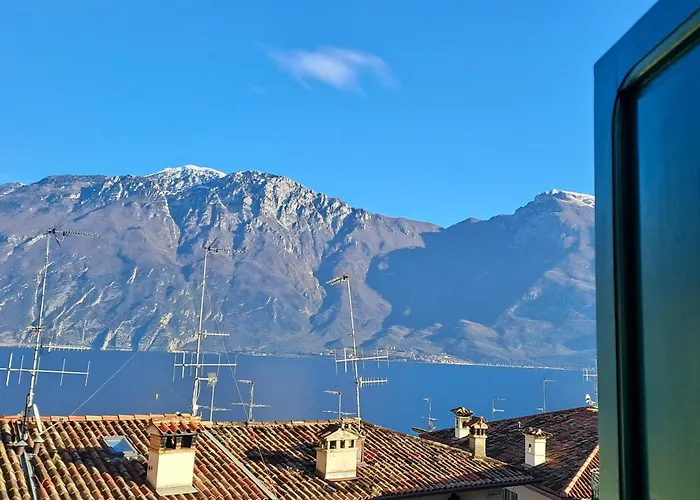Casa Maria Lafinestrasulgarda