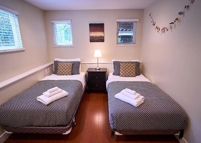 Awesome 2Br In Lynn Valley