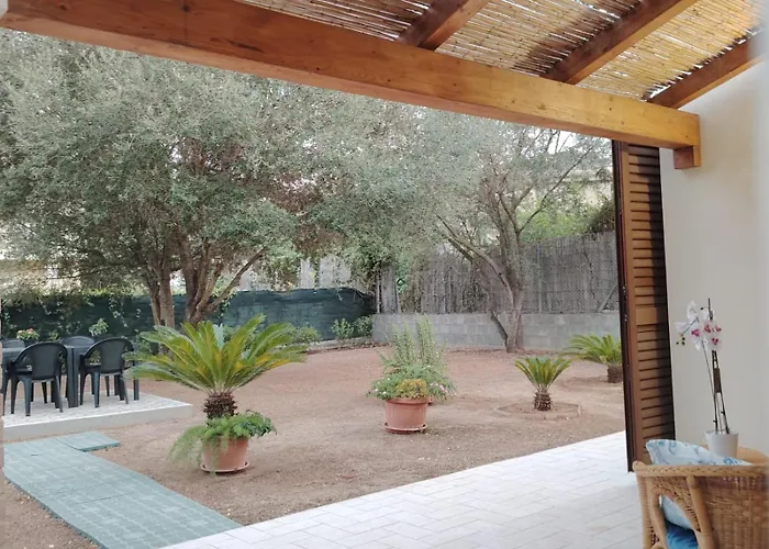 Eli'S Beach House