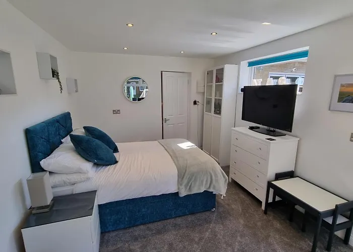 Sittingbourne 1 Bed Self-Contained Annex, With Parking