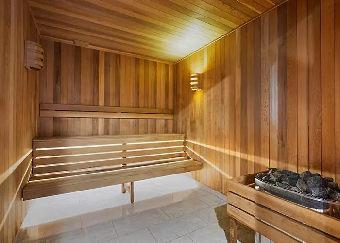 Cozy Retreat Central Box Hill The Place To Stay
