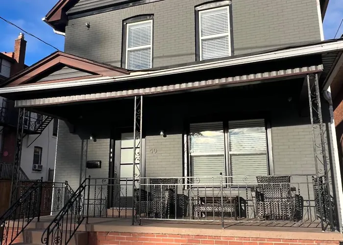 Niagara Escape Loft