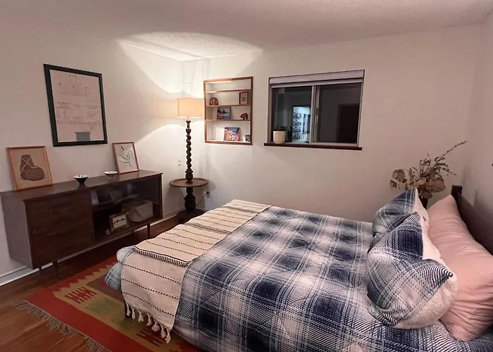 Peter'S Place - Spacious 2Bed & Bath Suite