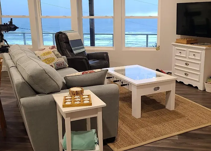 Studio Retreat Outside Neskowin For Up To 2 Guests
