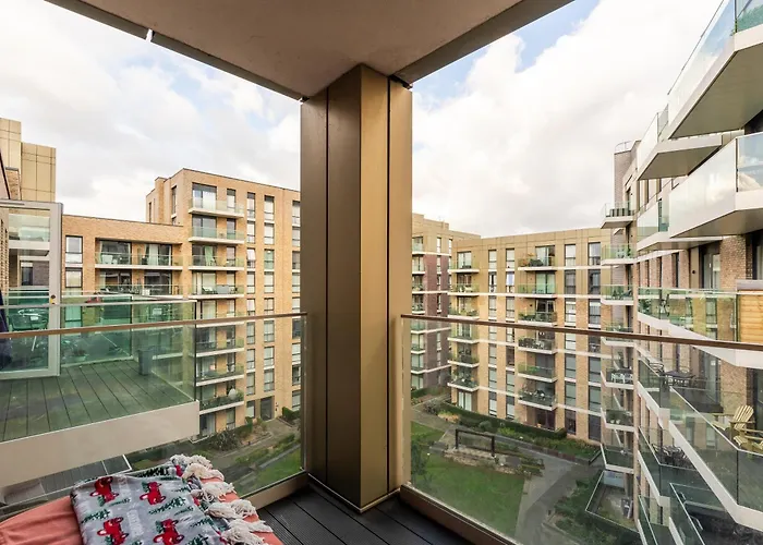 Modern & Cosy Flat In Kingston