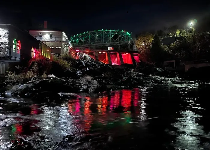 Century Home In Bracebridge Muskoka