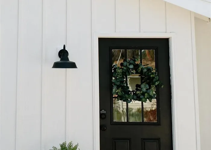 The Cozy Cottage