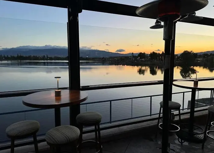 Sparks Marina 1Br - Jacuzzi, Mountain Views & Pool