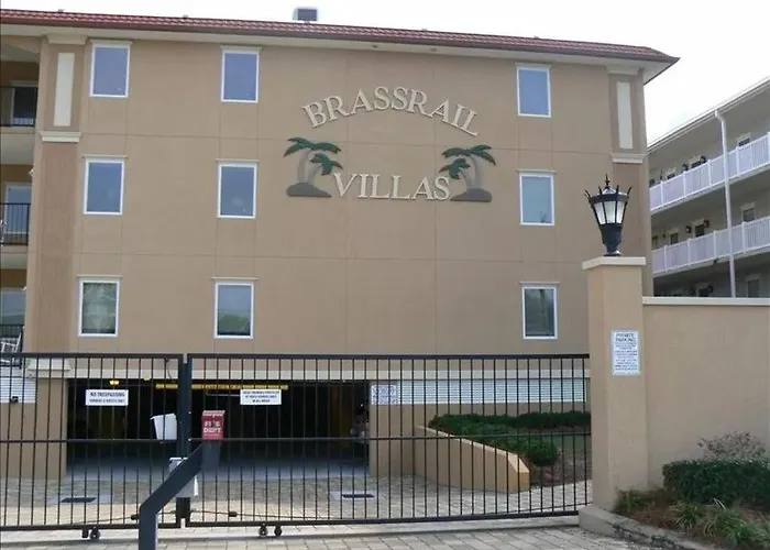 Brass Rail 319-Premier Condo On Tybee Island-Sleeps 10-2 Pools & Spa