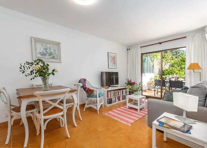 Apartment Bougainvillea