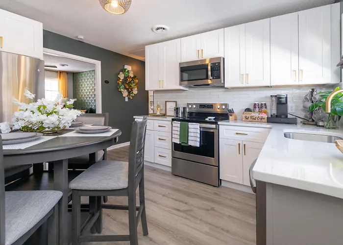 Family Friendly & 5-Mins To Downtown Graham