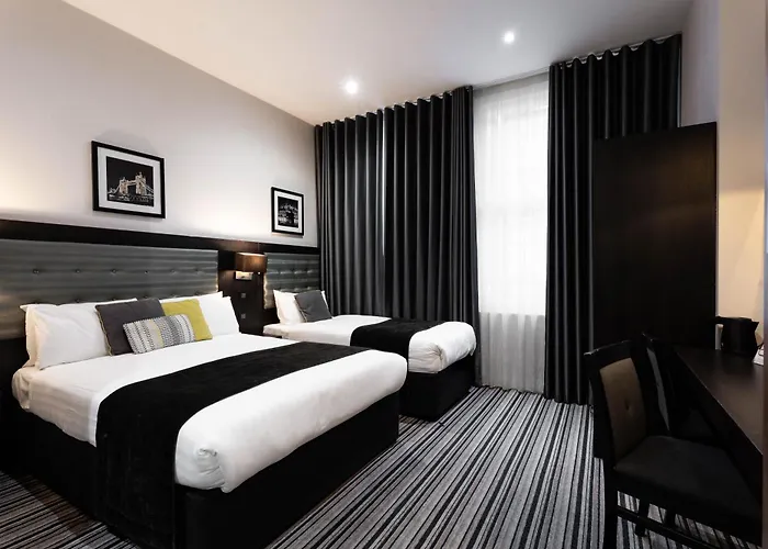 3 star hotel: The W14 Kensington