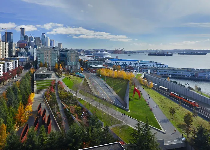 Queen Anne Abode - 1 Block From Cpa! - Free Parking!