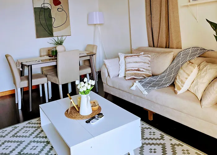 Nala Host-2Br Seaview Terrace Apartment