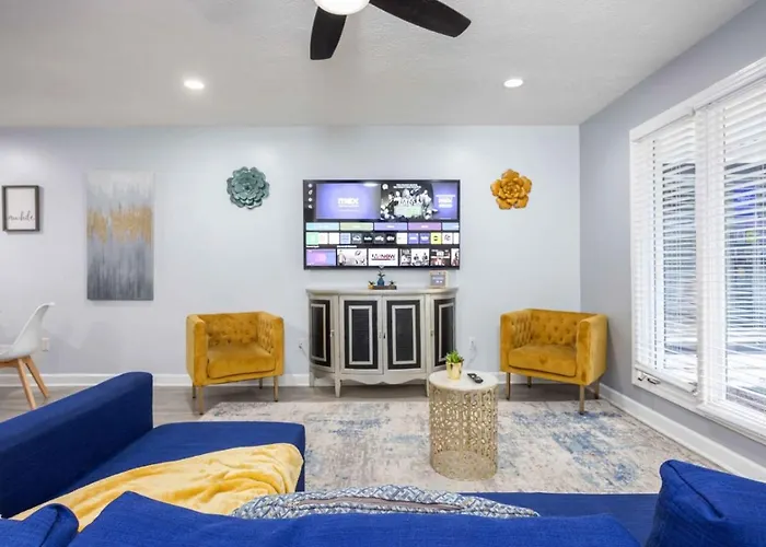 Midtown Modern Apt W Arcade 8 Miles To Ft Moore