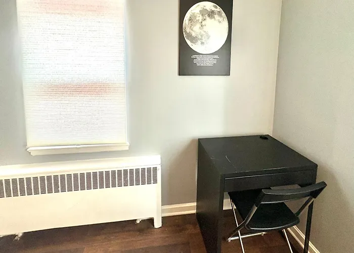 Cozy Apartments Close To New York City
