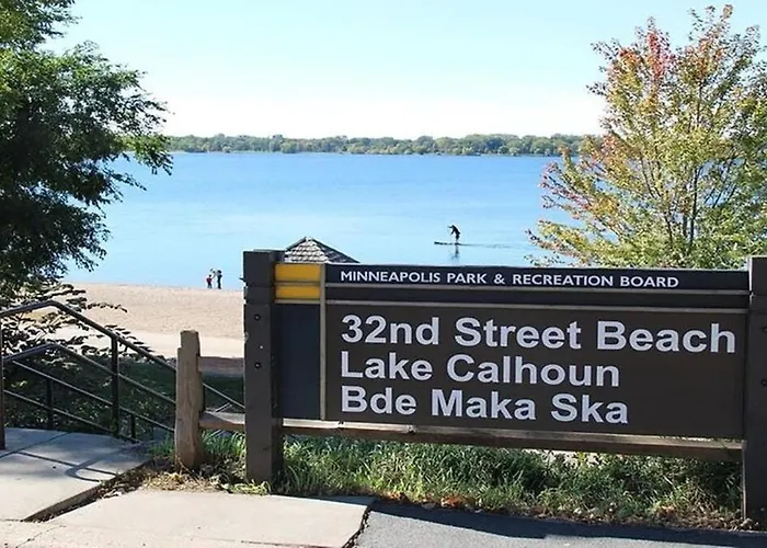 Peaceful Oasis, Walking Distance To Mpls Lakes