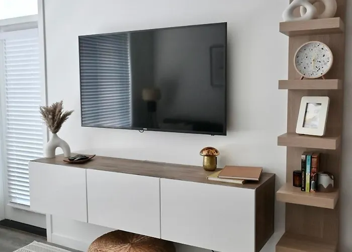 Stylish 2-Bedroom Condo - Premium Comfort, Central Location