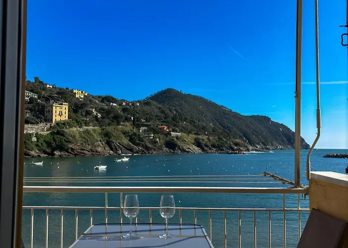 La Terrazza Sulla Baia The Balcony By The Bay