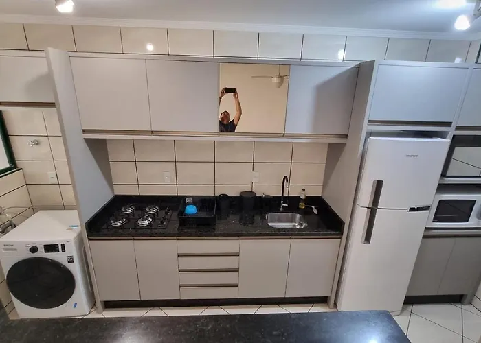 Apartamento Pe Na Areia Em Meia Praia Com Churrasqueira Com Vista Mar