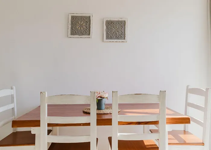 s Timon - Emar Hotels