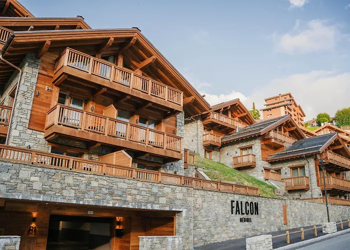 Falcon Lodge By Alpine Resorts