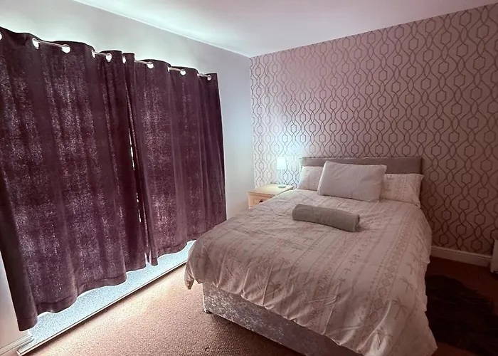 Beautiful Park View Town House