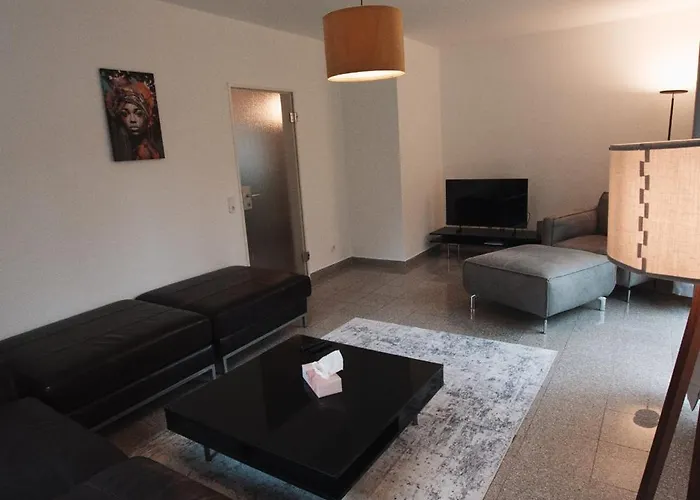 Modern House Half - Near Hamburg Airport