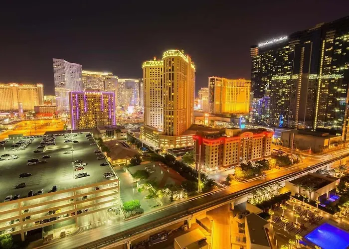 No Resort Fee Strip View Suite &Free Valet &Pool
