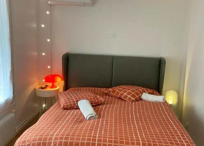 Orange & Art
