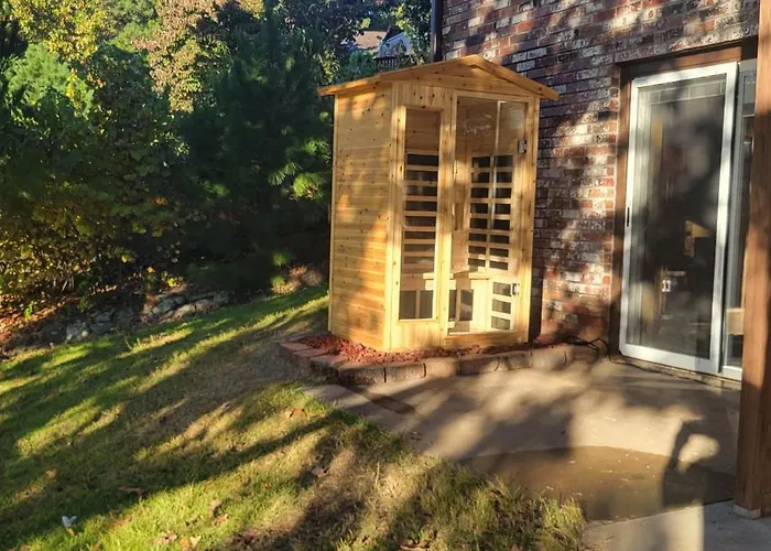 Li Airbnb - Nwa Mt Bike, Hike, And Golf Retreat