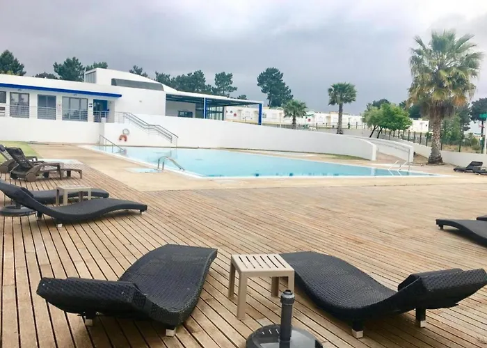 Pinhos Residence Palmela Village - piscina temporariamente fora serviço