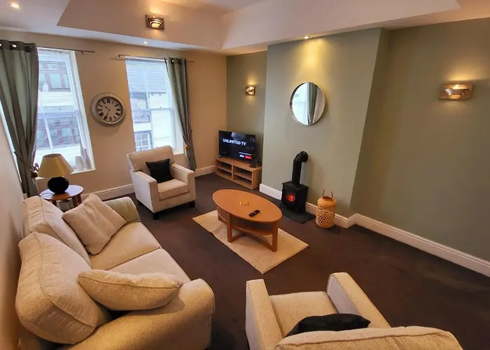 Hicks Central - Sleeps 2