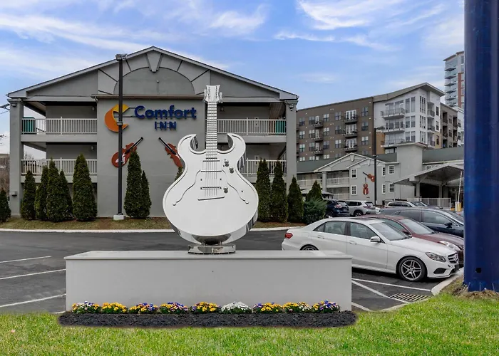 Comfort Downtown Nashville - Music City Center