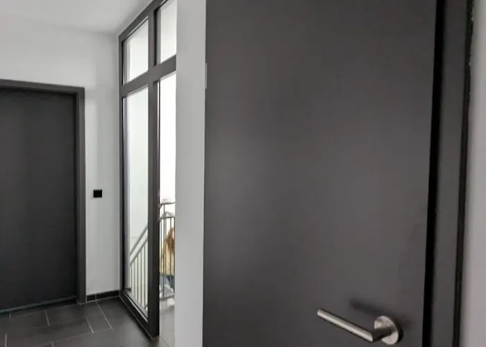 Hostel Pd23 Alte Feuerwache I 3Min Cityhospital I 50M Supermarkt I Smarttv I P I Gemeinschaftskueche I Monteure I Kurzurlaub