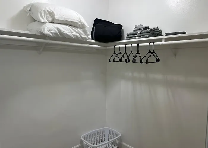 Noho Cozy Cove