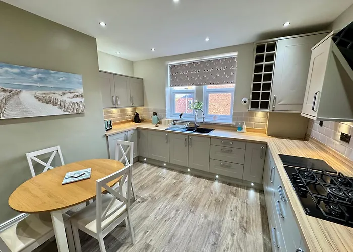 Park View Maisonette, Luxurious 3 Bed Holiday Home