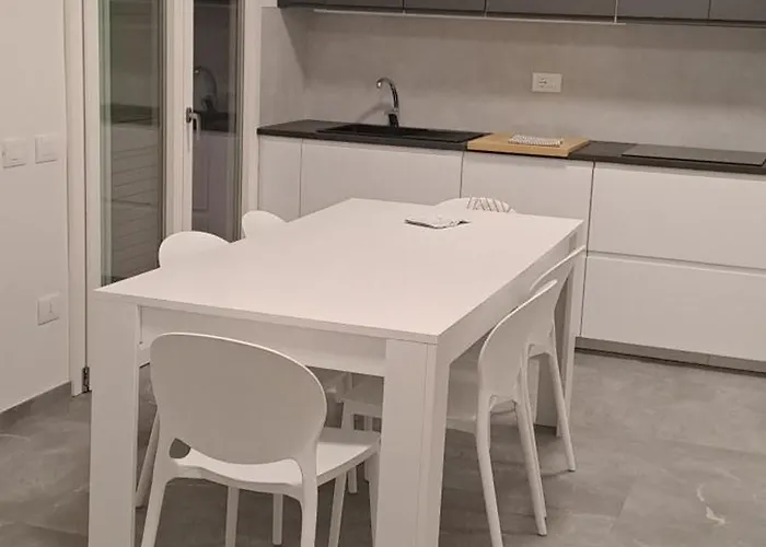 2 Appartamento Cervia Viale Diana 3 Piano Secondo