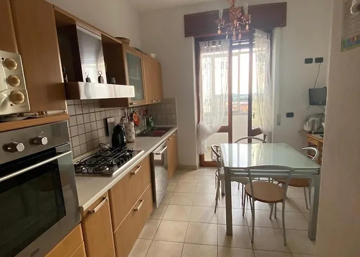 Appartamento Luminoso a Carbonia (I.U.N. Q8271)