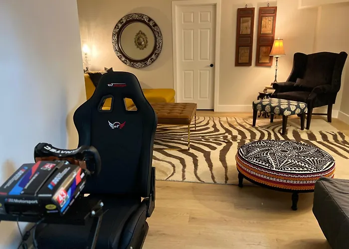Luxurious Private Apartment