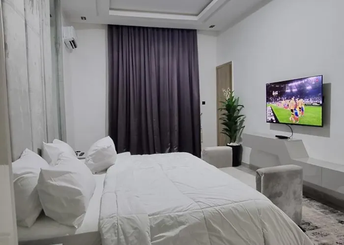 F&F Luxury Residence