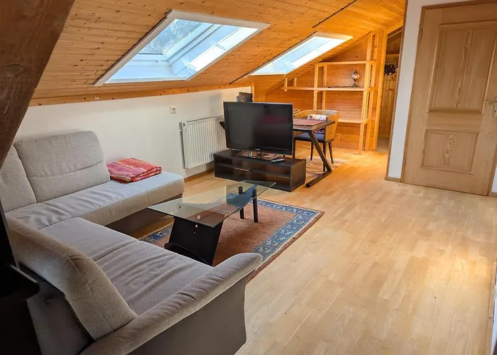 Eigene Etage Im Charmanten Holzhaus