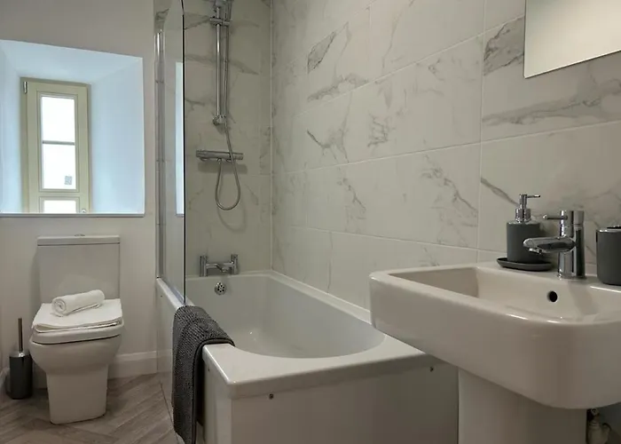 Linen Loft Apartments, Olympia Arcade, High Street, Kirkcaldy, Ky1 1Qf